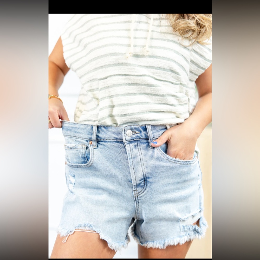 Distressed Denim Women Shorts - Picture 8 of 12